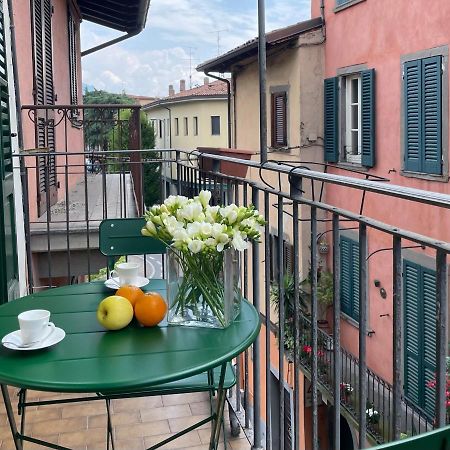 La Casa Di Cate Apartment Sarnico Luaran gambar